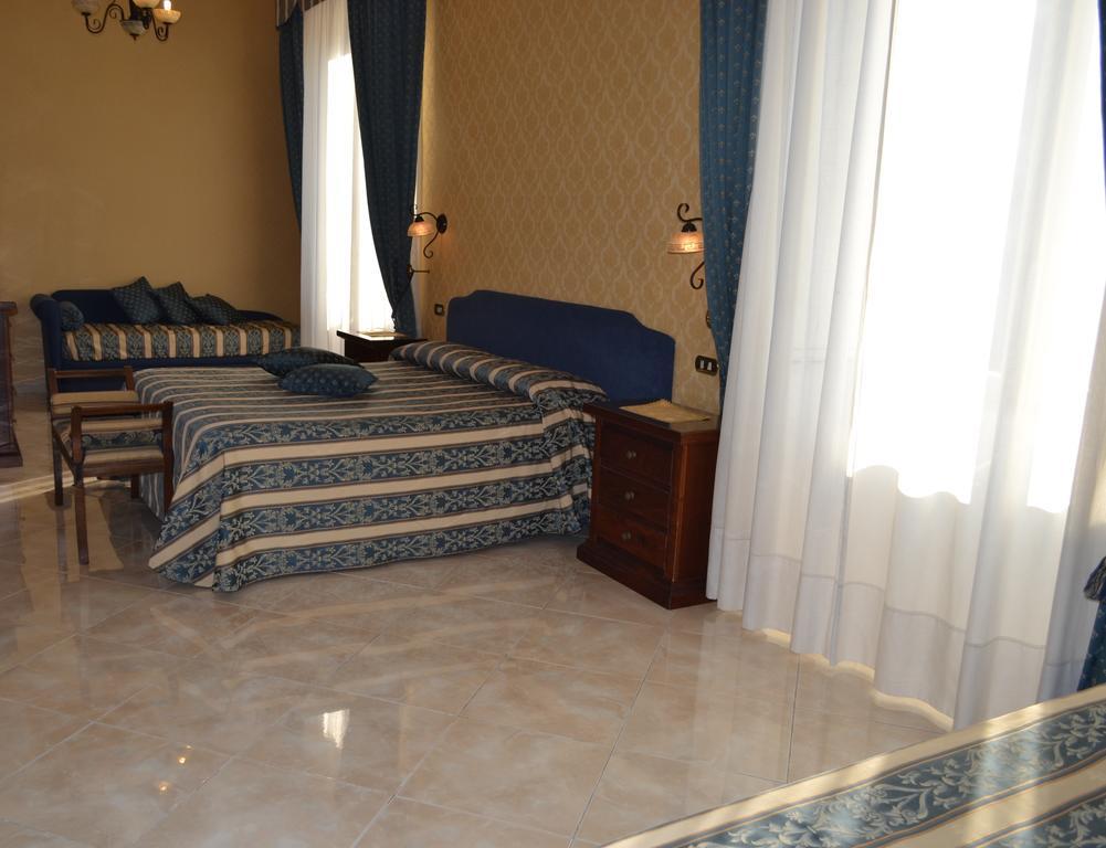 Toledo Bed & Breakfast Napoli Ngoại thất bức ảnh