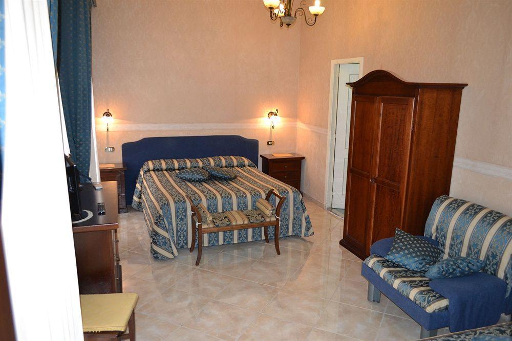 Toledo Bed & Breakfast Napoli Ngoại thất bức ảnh